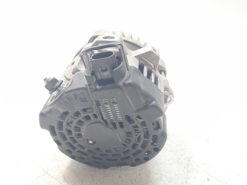 Recambio de alternador para kia stonic (ybcuv) 1.2 cat referencia OEM IAM 3730007500 ALF150124DP 