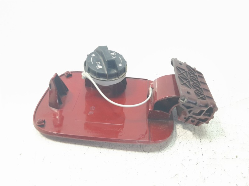 Recambio de tapa exterior combustible para kia stonic (ybcuv) 1.2 cat referencia OEM IAM 69510H8400  