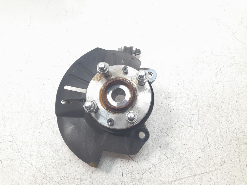 Recambio de mangueta delantera derecha para kia stonic (ybcuv) 1.2 cat referencia OEM IAM 51716H8500  