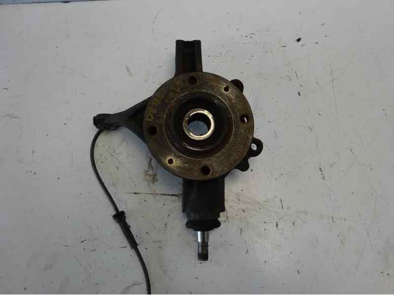 Recambio de mangueta delantera derecha para citroen c4 berlina collection referencia OEM IAM 364796  