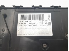 Recambio de caja reles / fusibles para ford mondeo lim. 2.0 cat híbrido referencia OEM IAM JU5T15604BFG A2C763534040000  2