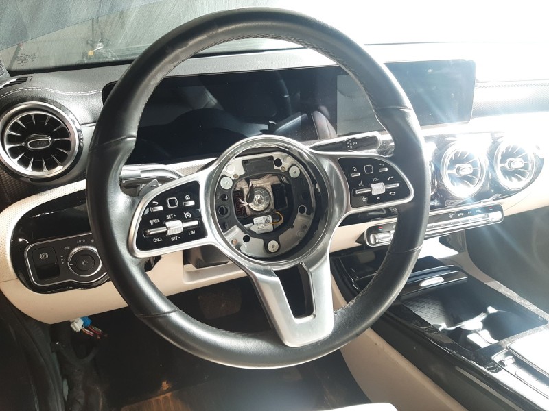 Recambio de volante para mercedes-benz cla-klasse (bm 118) cla 180 (118.384) referencia OEM IAM   