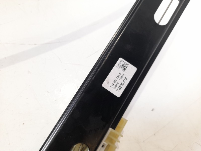 Recambio de elevalunas delantero izquierdo para volkswagen polo vi (ae1) life referencia OEM IAM 2G4837451C  