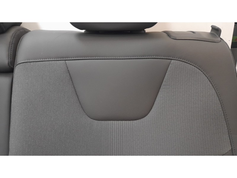 Recambio de asientos traseros para kia niro (sg2) hybrid concept referencia OEM IAM 89160AT000A3T  