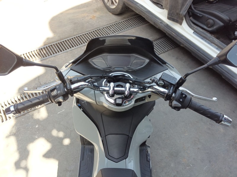 Recambio de manillar para honda pcx pcx 125 (jk05) referencia OEM IAM   