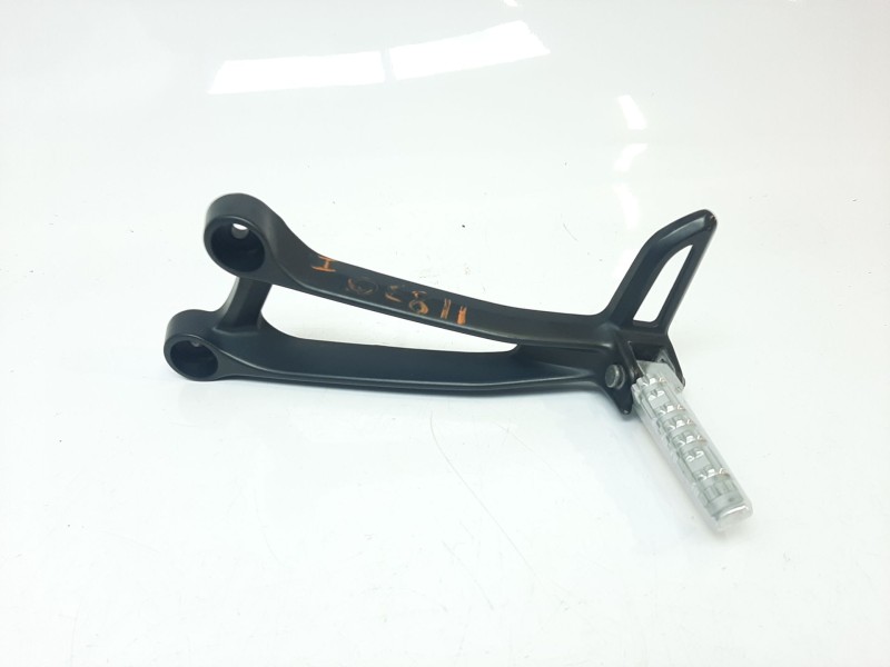 Recambio de estribera izquierda para yamaha mt-07 mt-07 referencia OEM IAM B7N2743100 B7N2743100 