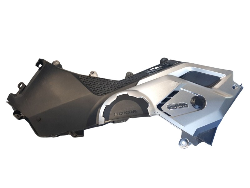 Recambio de moldura para honda forza nss 750 referencia OEM IAM 64650MKVD00ZA  