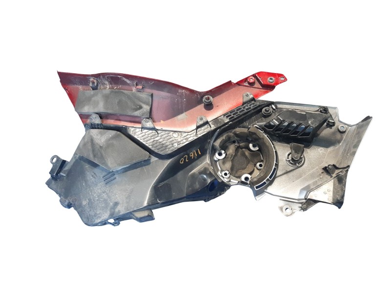 Recambio de moldura para honda forza nss 750 referencia OEM IAM 64430MKVD00 64430MKVD00 