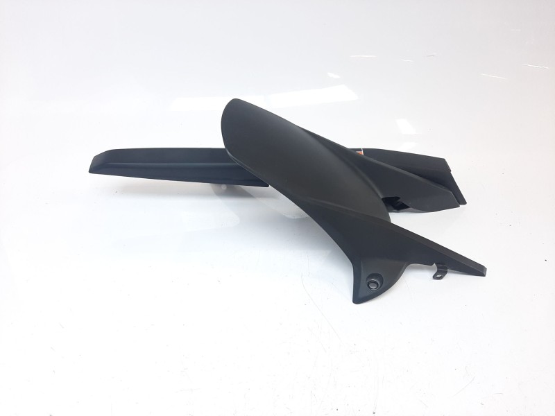 Recambio de guardabarros trasero para honda cb 650r cb 650r referencia OEM IAM 80103MKND50  