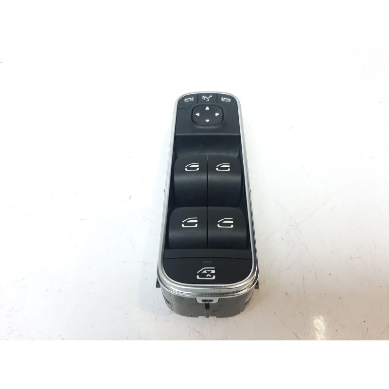 Recambio de mando elevalunas delantero izquierdo para mercedes-benz cla-klasse (bm 118) cla 180 (118.384) referencia OEM IAM A16