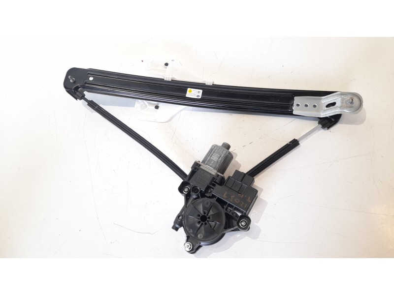 Recambio de elevalunas trasero derecho para seat ateca (khp) style xm referencia OEM IAM 575839462A  