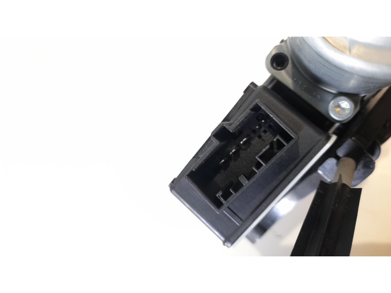 Recambio de elevalunas trasero derecho para seat ateca (khp) style xm referencia OEM IAM 575839462A  