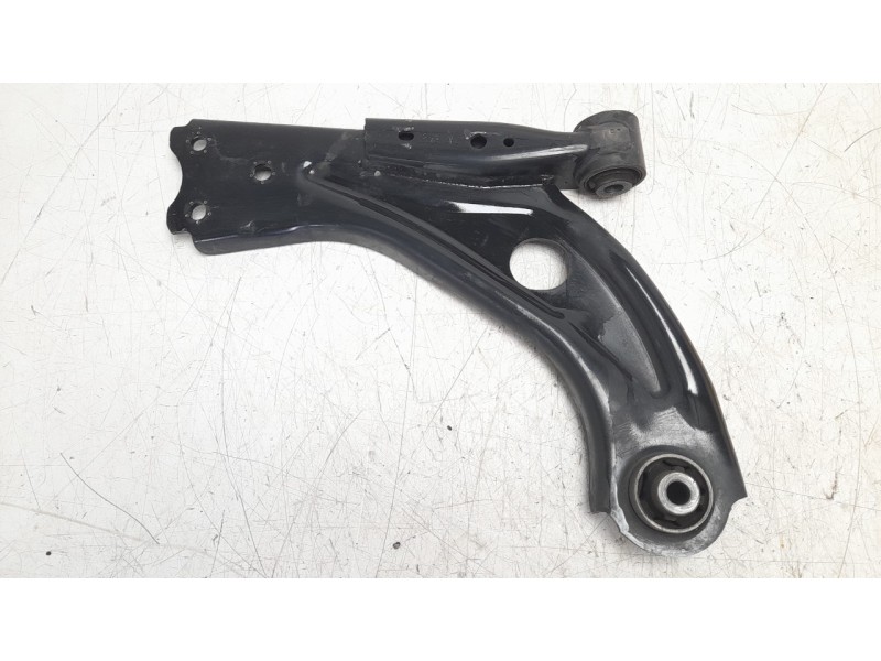 Recambio de brazo suspension delantero derecho para citroën c4 picasso feel referencia OEM IAM 1682729580 BR2139 
