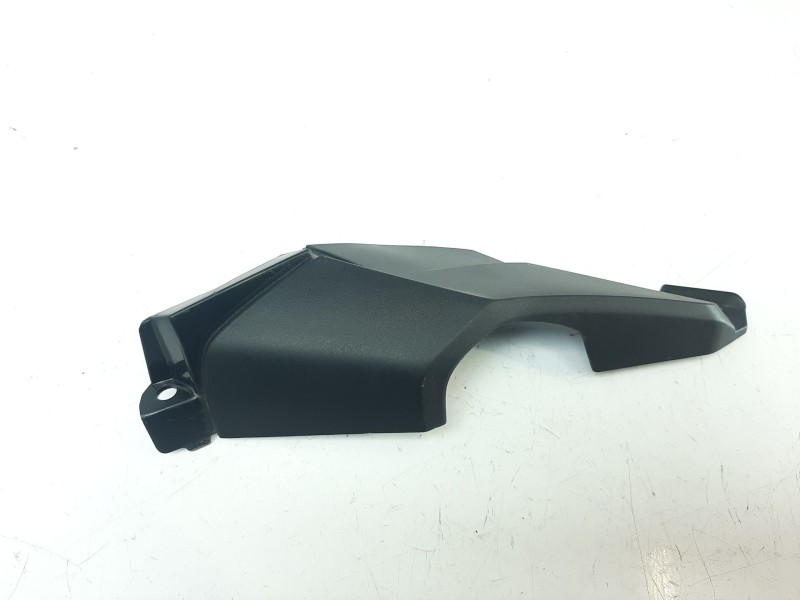 Recambio de moldura para honda cb 650r cb 650r referencia OEM IAM 77216MKYE200 77216MKYE20 