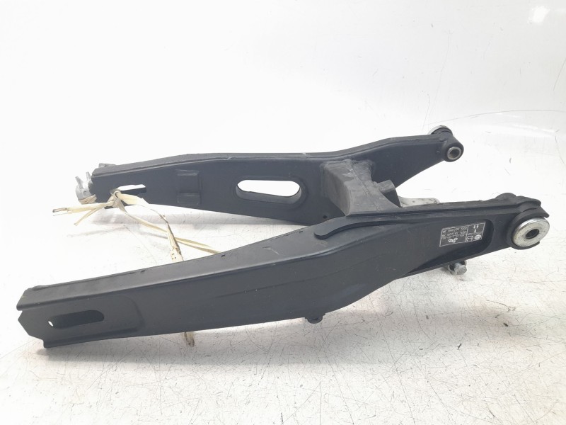 Recambio de basculante para yamaha mt -07 referencia OEM IAM 1WS221101100  