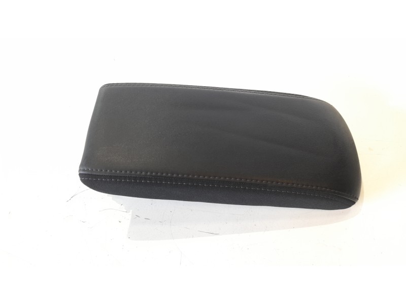 Recambio de apoyabrazos central para peugeot 2008 (p1) allure pack referencia OEM IAM 98257277ZD  