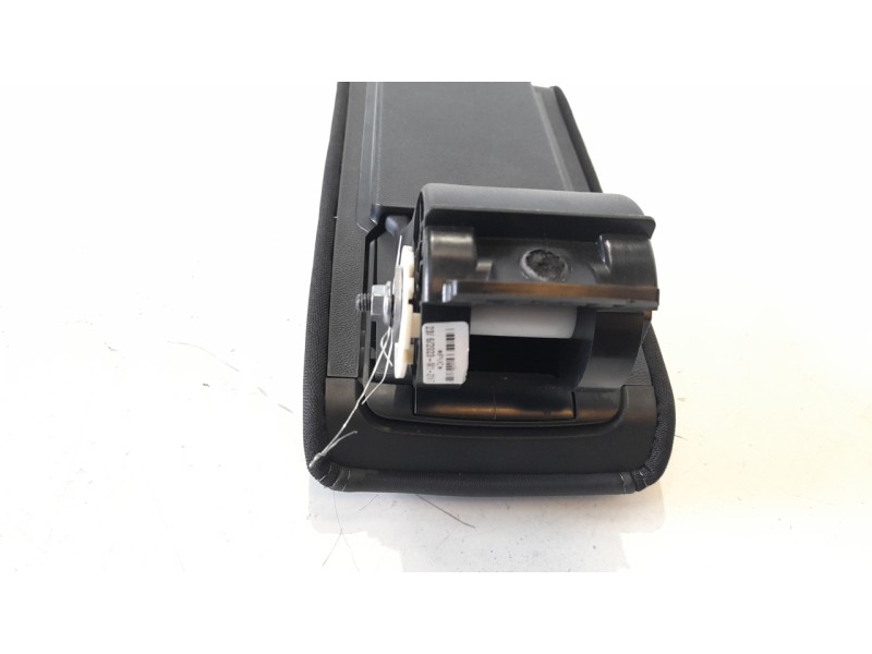 Recambio de apoyabrazos central para peugeot 2008 (p1) allure pack referencia OEM IAM 98257277ZD  