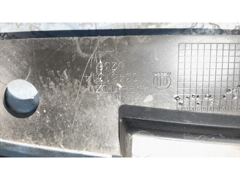 Recambio de molduras delanteras para jeep compass ii 1.6 m-jet cat referencia OEM IAM 53481314  