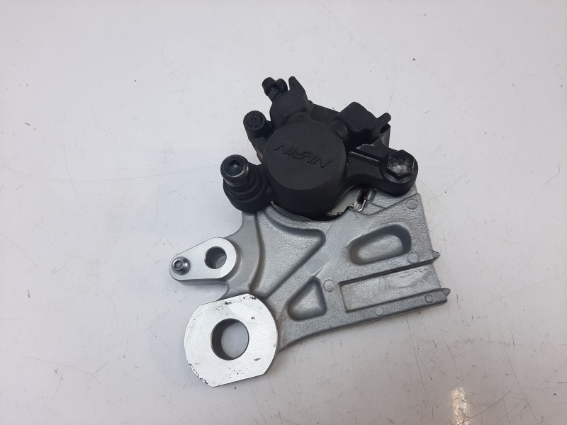Recambio de pinza de freno trasera para yamaha mt -07 referencia OEM IAM 2DR2580W0000  
