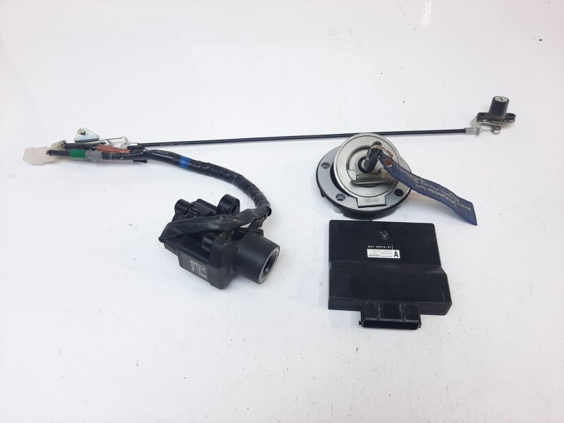 Recambio de conmutador de arranque para yamaha mt -07 referencia OEM IAM BATW82501100  