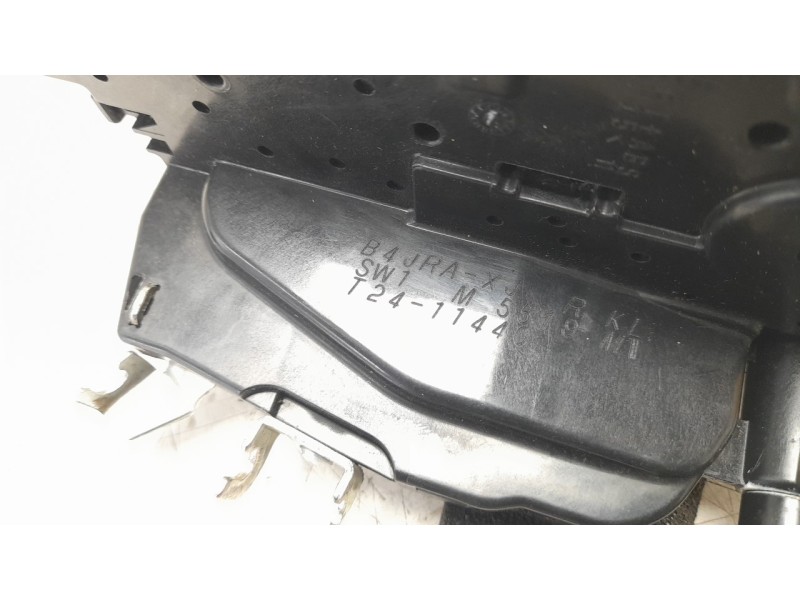 Recambio de cerradura puerta delantera izquierda para nissan x-trail (t32) tekna referencia OEM IAM B4JRAXJ  