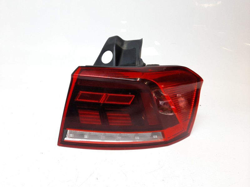 Recambio de piloto trasero derecho para volkswagen passat variant (cb5) 2.0 tdi referencia OEM IAM 3G9945096G  