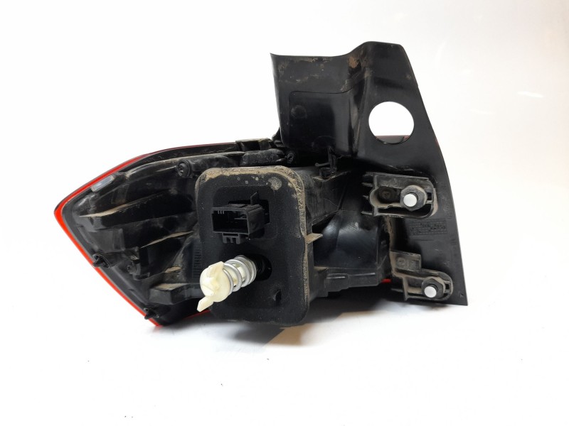 Recambio de piloto trasero derecho para volkswagen passat variant (cb5) 2.0 tdi referencia OEM IAM 3G9945096G  
