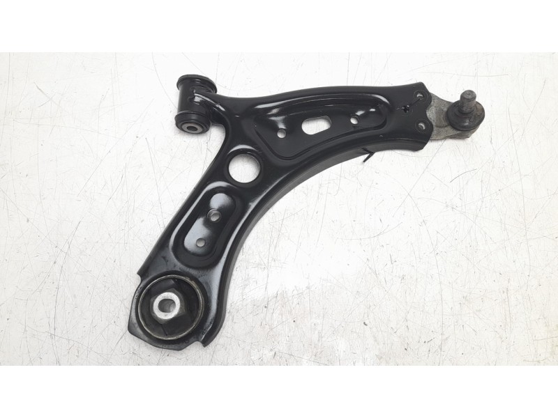 Recambio de brazo suspension delantero derecho para jeep compass (m7) longitude fwd referencia OEM IAM 68318010AD  