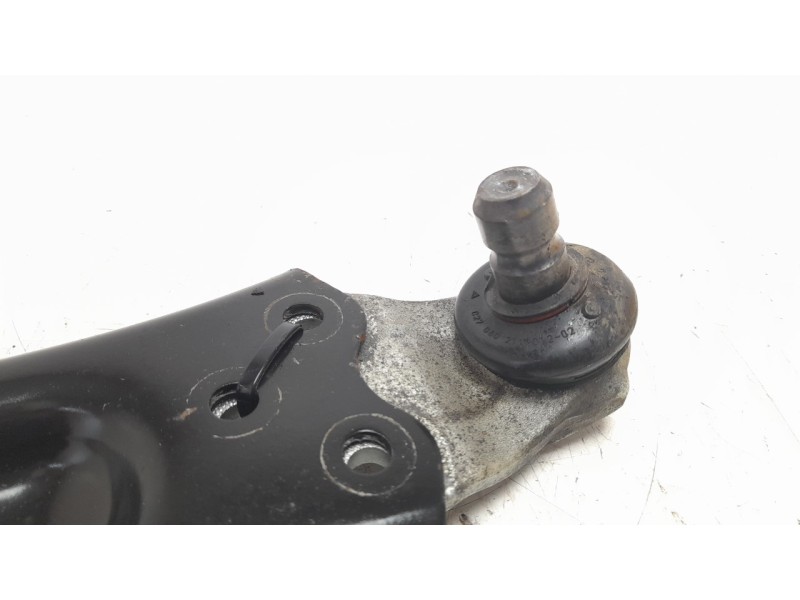 Recambio de brazo suspension delantero derecho para jeep compass (m7) longitude fwd referencia OEM IAM 68318010AD  