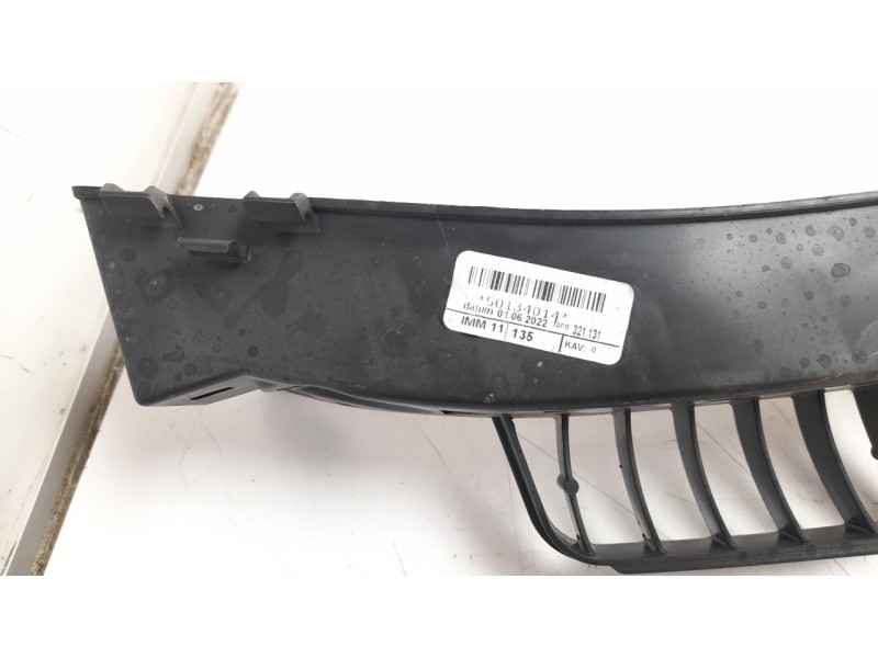 Recambio de moldura para seat ateca (kh7) 1.0 tsi referencia OEM IAM 575807863  