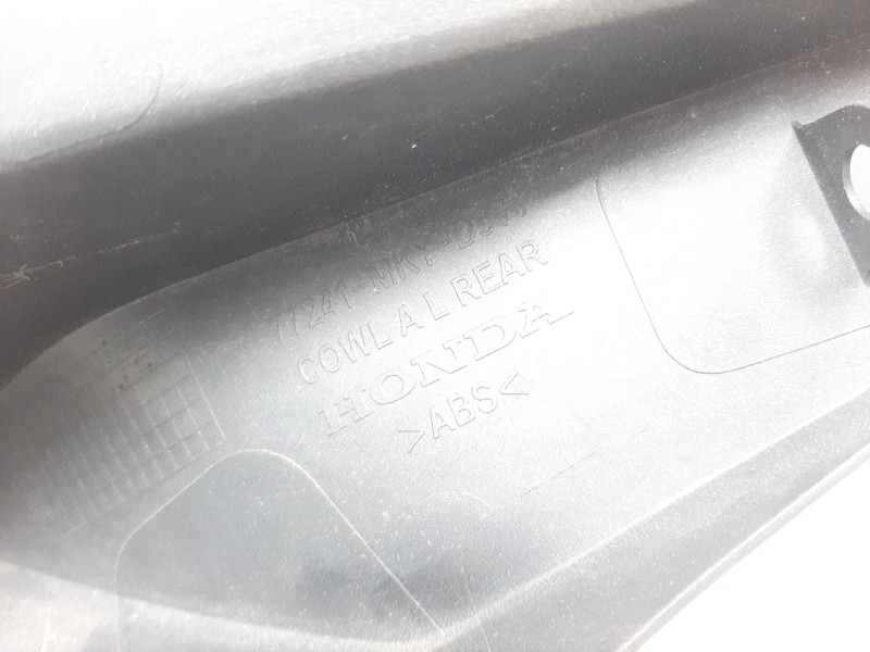 Recambio de colin trasero para honda cb 650r referencia OEM IAM 77241MKYD500  