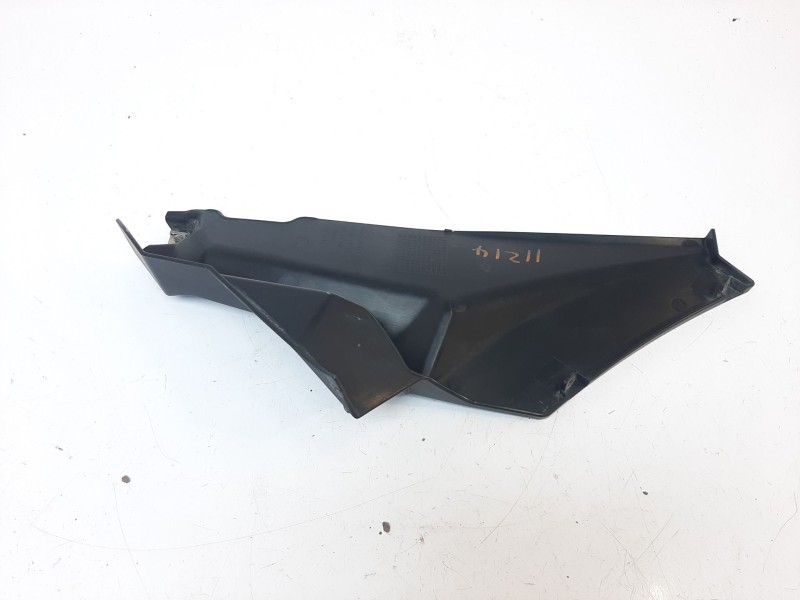 Recambio de moldura para bmw r 1250 rt r 1250 rt referencia OEM IAM 46628534852  
