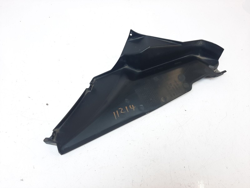 Recambio de moldura para bmw r 1250 rt r 1250 rt referencia OEM IAM 46628534852  