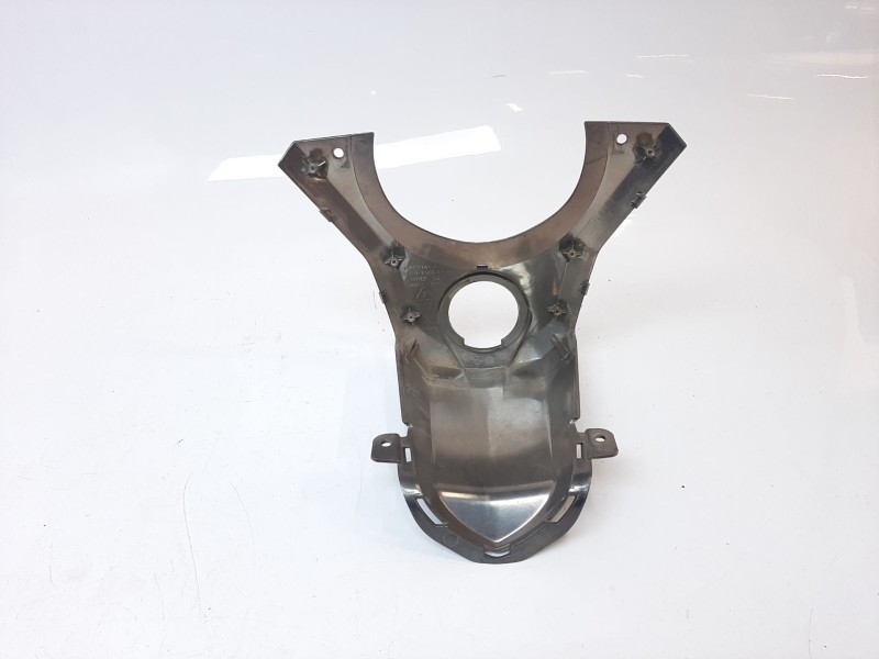 Recambio de moldura para kymco ak550 referencia OEM IAM 81151LGC6E000 81151LGC6E000 