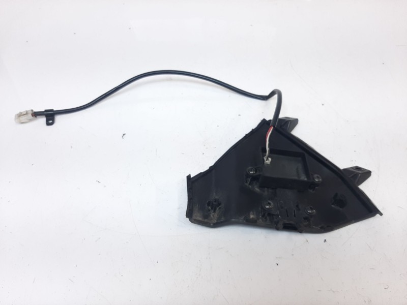 Recambio de moldura para kymco ak550 referencia OEM IAM 53214LGC6E00 53214LGC6E00 