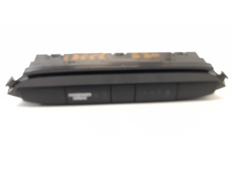 Recambio de pantalla multifuncion para hyundai i20 1.2 16v cat referencia OEM IAM 93700C8030  