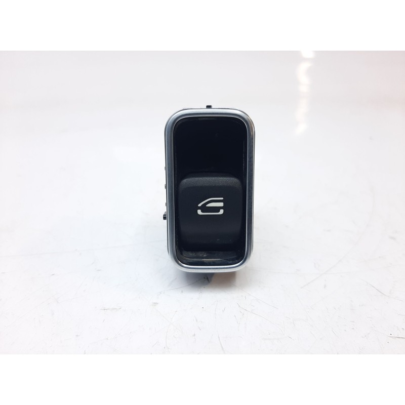 Recambio de mando elevalunas trasero derecho para mercedes-benz clase gla (bm 247) gla 200 (247.787) referencia OEM IAM A1679050