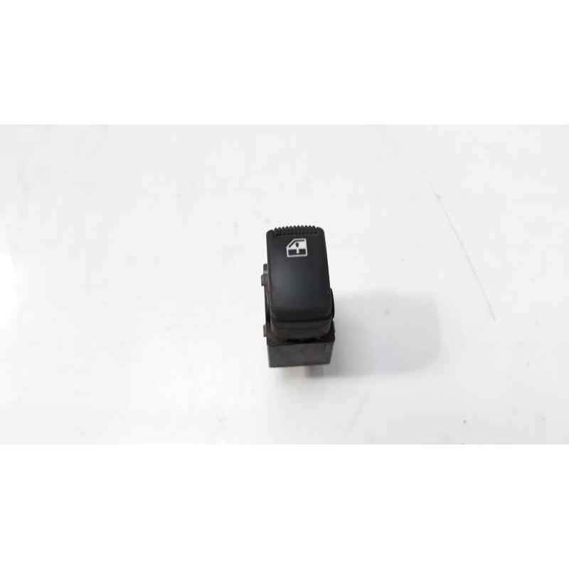 Recambio de mando elevalunas trasero derecho para hyundai matrix (fc) 1.5 crdi cat referencia OEM IAM   