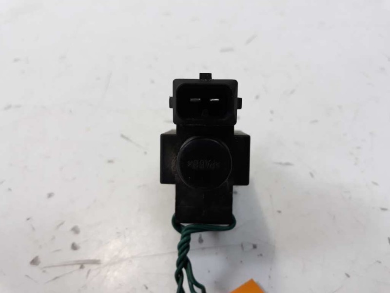 Recambio de valvula aire adicional para nissan terrano/terrano.ii (r20) 2.7 turbodiesel referencia OEM IAM 72841600  