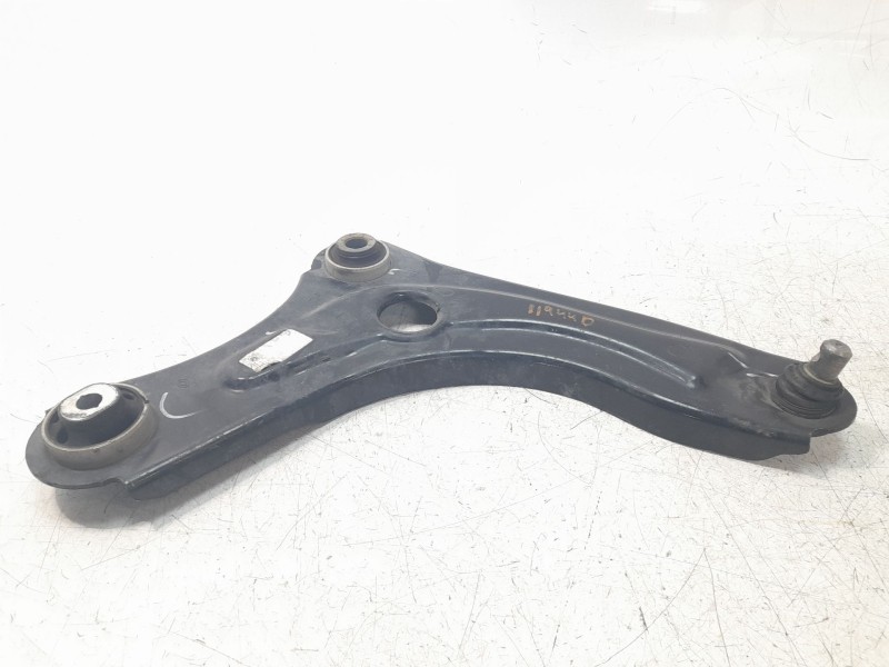 Recambio de brazo suspension delantero derecho para dacia sandero iii expression referencia OEM IAM 545041584R  