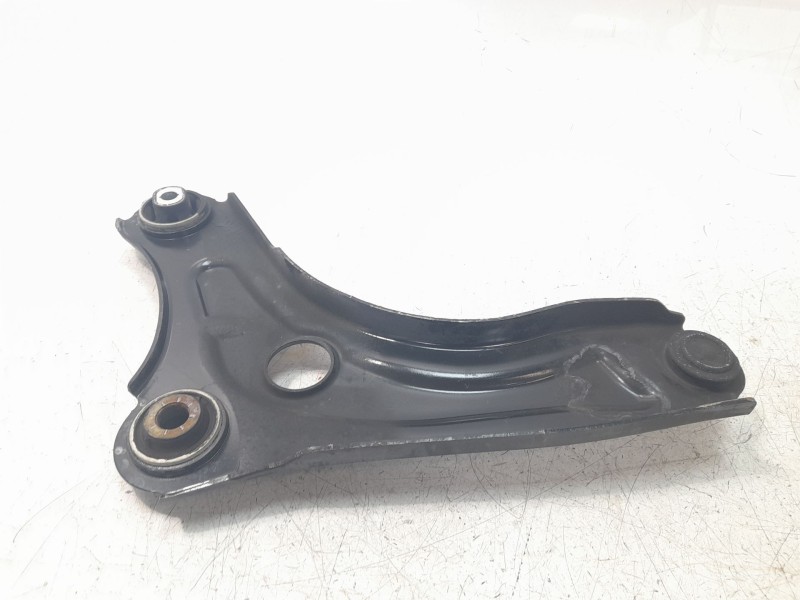 Recambio de brazo suspension delantero derecho para dacia sandero iii expression referencia OEM IAM 545041584R  