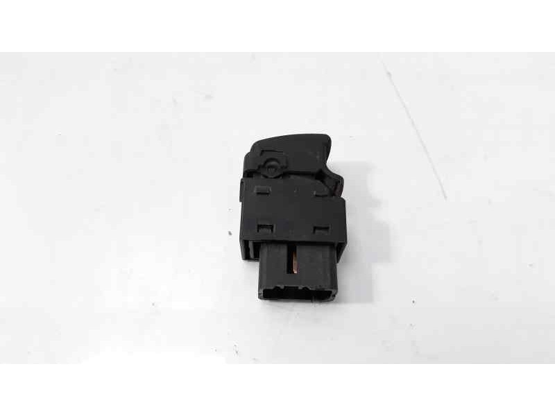 Recambio de mando elevalunas trasero derecho para hyundai matrix (fc) 1.5 crdi cat referencia OEM IAM   