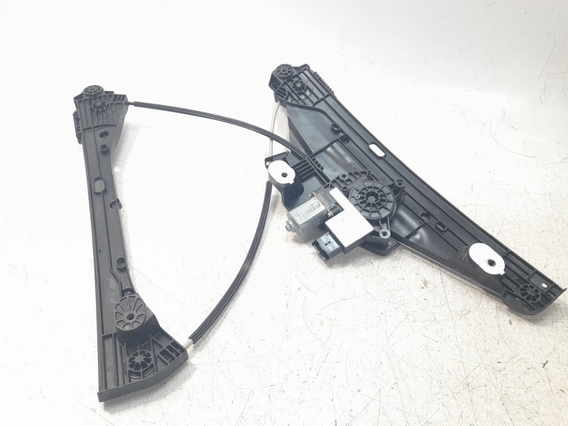 Recambio de elevalunas delantero izquierdo para citroën c4 pure tech referencia OEM IAM 9832821680  