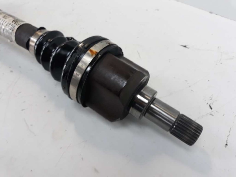 Recambio de transmision delantera izquierda para citroen c4 berlina collection referencia OEM IAM 32724X P1274 
