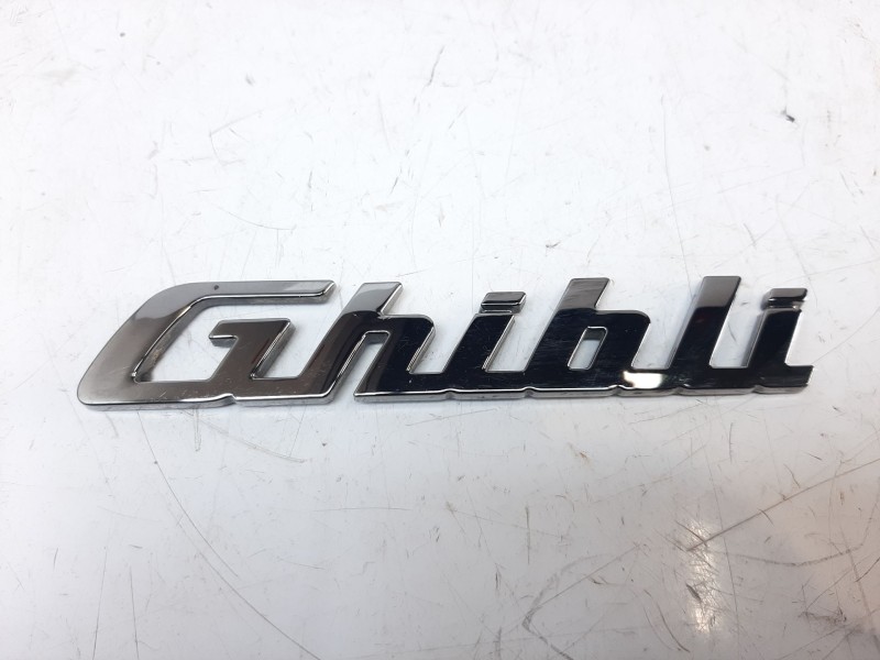 Recambio de moldura para maserati ghibli iii (m157) 3.0 referencia OEM IAM 670008315 670008315 