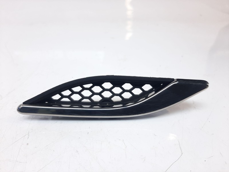 Recambio de moldura para maserati ghibli iii (m157) 3.0 referencia OEM IAM 670028905 670028905 