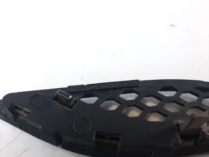 Recambio de moldura para maserati ghibli iii (m157) 3.0 referencia OEM IAM 670028905 670028905 