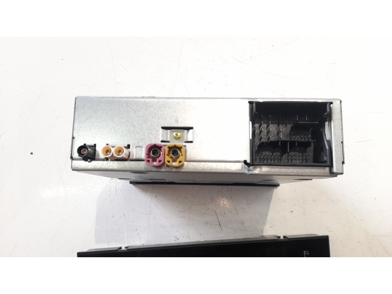 Recambio de pantalla multifuncion para seat ibiza (kj1) 1.0 tsi referencia OEM IAM 6F0919605B  