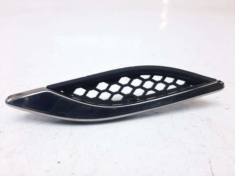 Recambio de moldura para maserati ghibli iii (m157) 3.0 referencia OEM IAM 670028906 670028906 