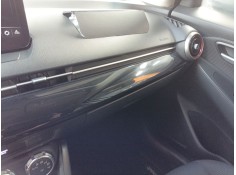 Recambio de guantera para mazda 2 hatchback (dl, dj) 1.5 skyactiv-g m hybrid referencia OEM IAM   